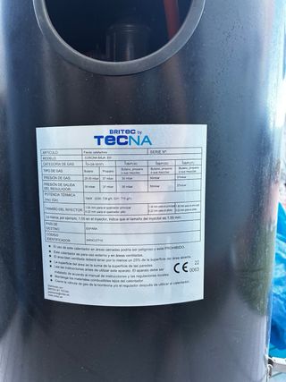 Estufa de butano exterior negra