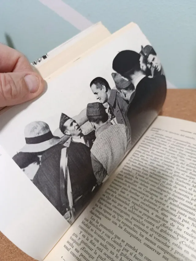 Desastre en cartagena (Luis Romero) IMPECABLE