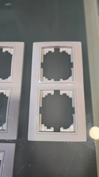 Marco doble para interruptores