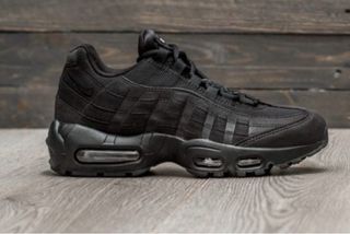 Nike Air Max 95 Negras Talla 42