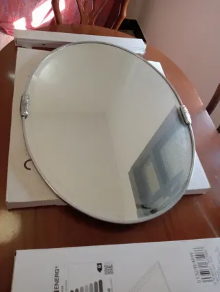 Espejo redondo plateado