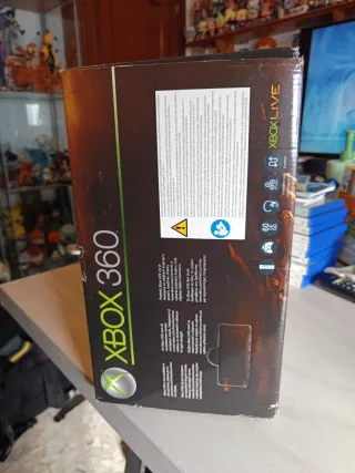 Caja Bundle XBOX 360 Gears Of War 2