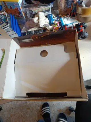 Caja Bundle XBOX 360 Gears Of War 2