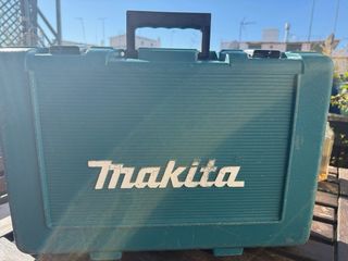Maletín Makita para Taladro, baterias y cargador