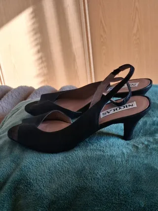 Sandalias tacón zapato basico destalonados negro