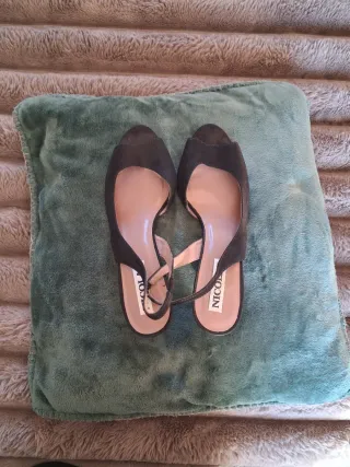 Sandalias tacón zapato basico destalonados negro