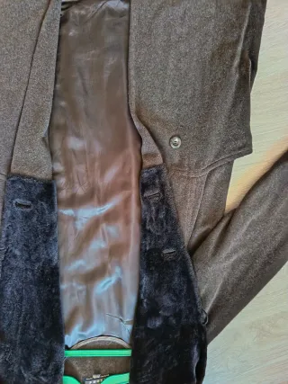 Abrigo de lana marrón y negro 40