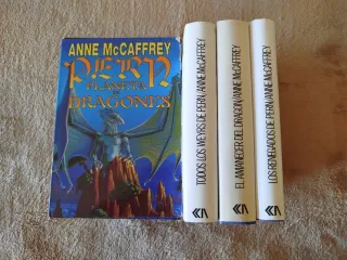 Libros. Literatura juvenil