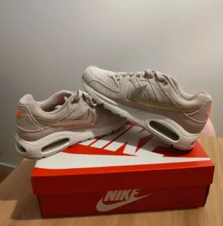 Nike Air Max Command PRM T40.5 Beige/Oro