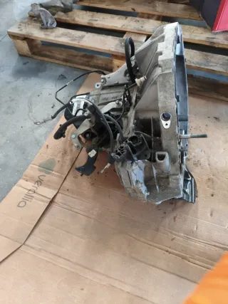 Caja de Cambios Renault Captur JR5 332