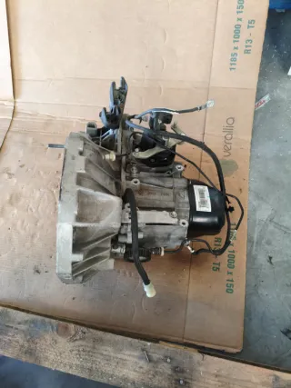 Caja de Cambios Renault Captur JR5 332