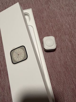 Apple Watch Series 8 blanco roto
