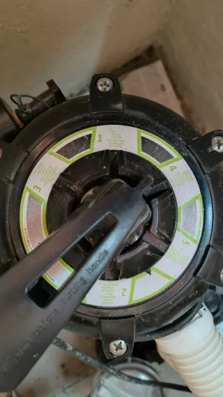 Depuradora + Kit Limpieza Piscina