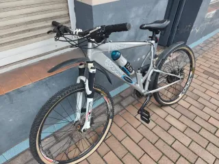 Bicicleta BTT 26 aluminio