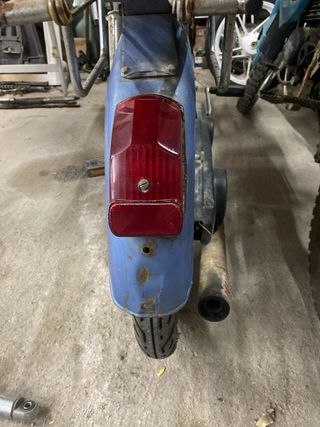 Guardabarros trasero y piloto Vespino SC
