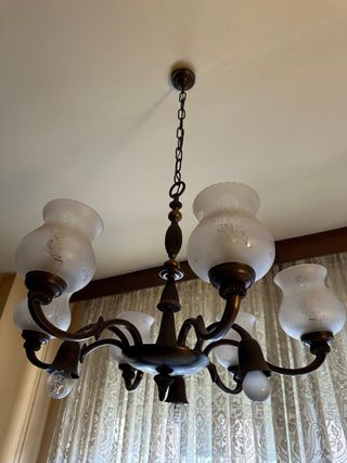 Lámpara clásica,  antigua cristal y hierro