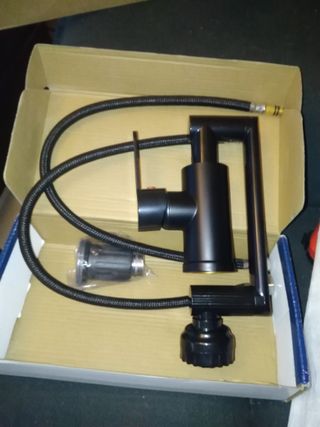 Rubinetto Bagno Nero Girevole 180°