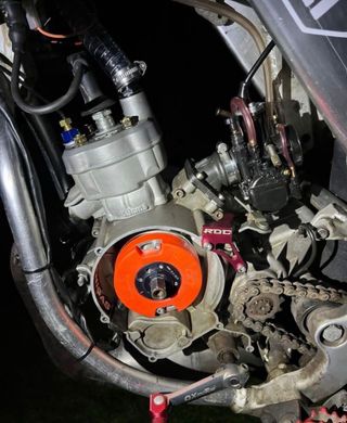 Moto Motocross HM Negra y Roja