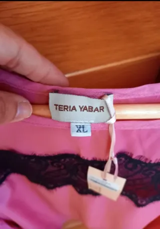 Vestido Teria Yabar Fucsia Encaje Talla XL