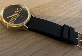 Reloj Guess Hombre Negro y Dorado