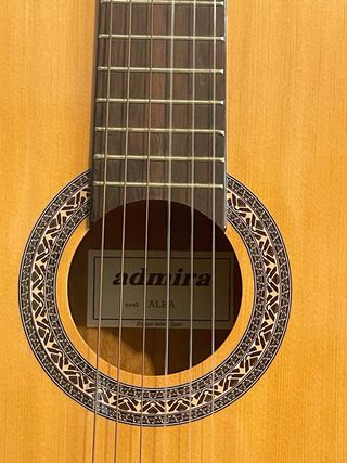 Guitarra Admira Clásica