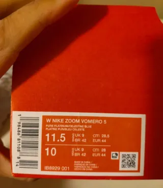 Nike Zoom Vomero 5 T44