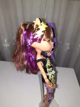 MONSTER HIGH MUÑECA