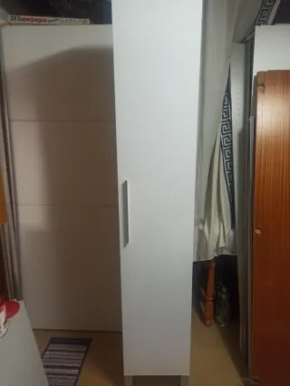 Armario columna baño blanco
