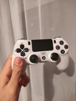 NUEVO MANDO DE PS4 BLANCO