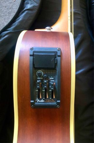 Guitarra Acústica Fender Tim Armstrong Hellcat