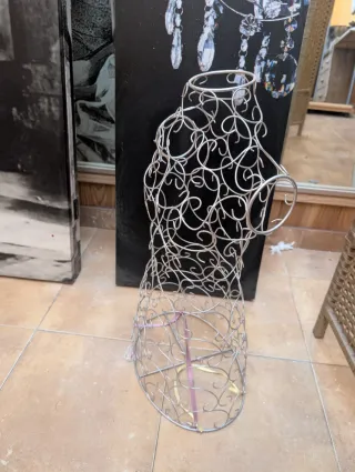 Busto forja infantil leer descripción