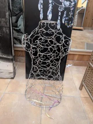 Busto forja infantil leer descripción