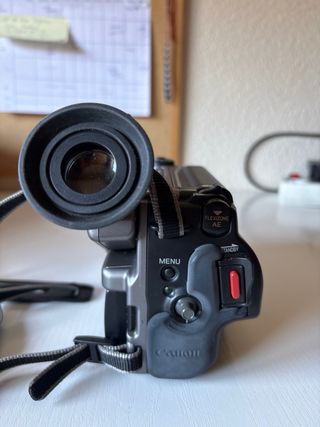 Videocámara Canon UC5000