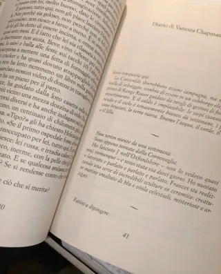 L' ora blu - thriller di Paola Hawkins