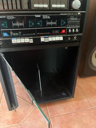 Equipo de sonido ELBE