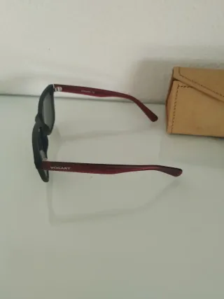 Gafas de sol VOGART negras y rojas