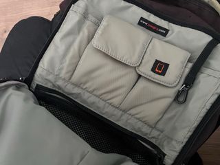 Mochila Lowepro CompuDay Photo 250