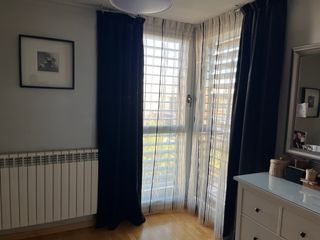 Cama+colchón cabecero+mesillas+espejo y cortinas