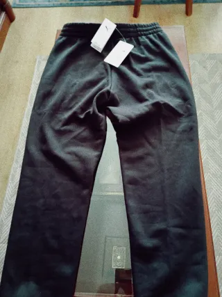 Pantalón chándal Puma negro