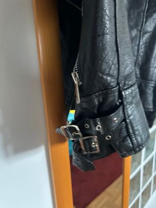 Cazadora Piel Negra Años 90
