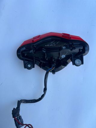 Faro trasero Kawasaki ER6N