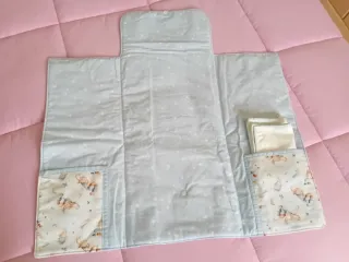 Fasciatoio portatile con coniglietti