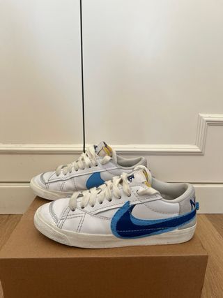 Nike Blazer Low 77 Jumbo Blancas y Azules