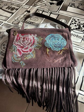 Bolso Desigual bordado flores flecos