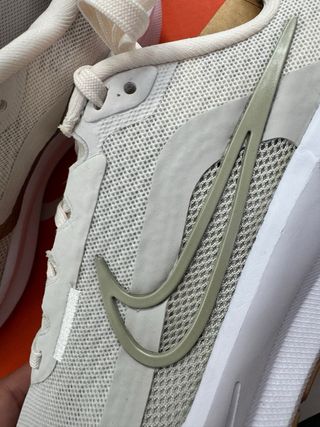 Zapatillas Nike Downshifter 13 Beige/Blanco