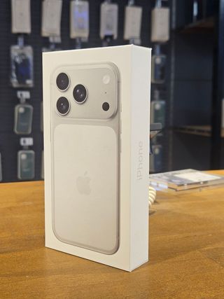 IPHONE 17 PRO 256GB ARGENTO SIGILLATO