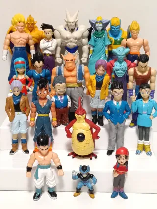 Lote 22 figuras Dragon Ball - ler descrição
