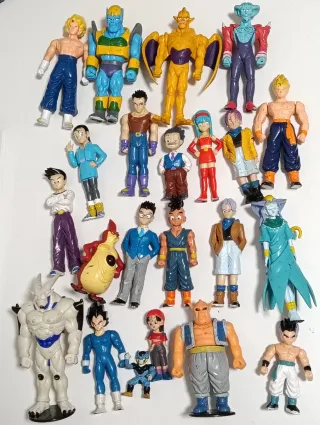 Lote 22 figuras Dragon Ball - ler descrição