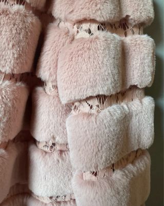 Chaqueta de pelo rosa