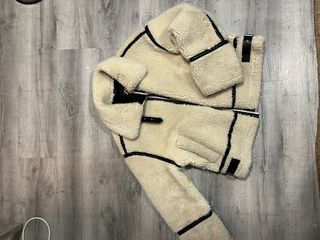 Abrigo Zara Beige Borreguito